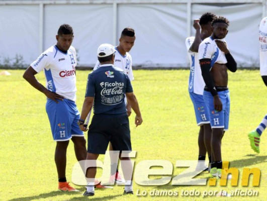 FOTOS: Carlo Costly irradia optimismo en su primer entreno con Honduras