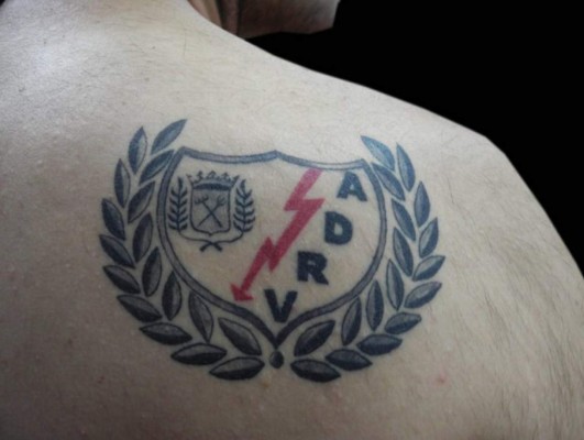 Imperdibles: Los mejores tatuajes de escudos de fútbol