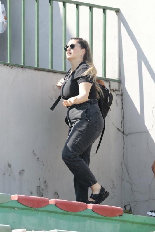 La chica de rosado que cautivó en la previa del Marathón vs Olimpia y las bellezas que llegaron al Yankel Rosenthal