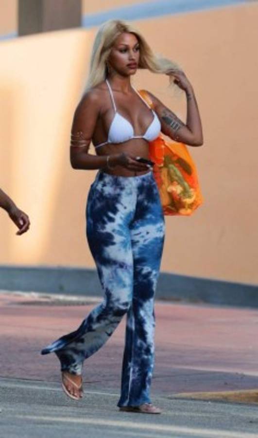 Directo al corazón: El gran amor de Balotelli sale embarazada de otro futbolista