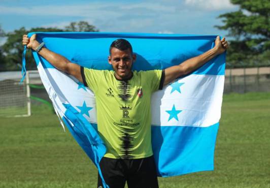 Yosimar Orellana, el delantero al que agredió el técnico. El jugador actuó como profesional y no respondió al ataque del Chato Padilla.