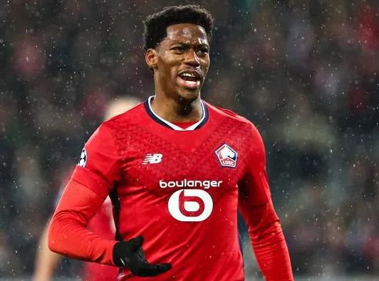 Barcelona eligió al sustituto de Lewandowski: termina contrato y anuncia que se marcha de su club