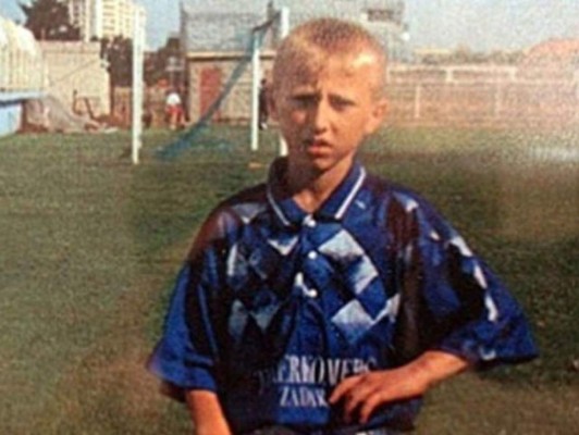 ¡Irreconocibles! Así eran de niños los cracks del Real Madrid y Barcelona