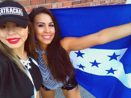 Las últimas fotos de Mache Alvarado, la sensual fanática de la Selección Honduras