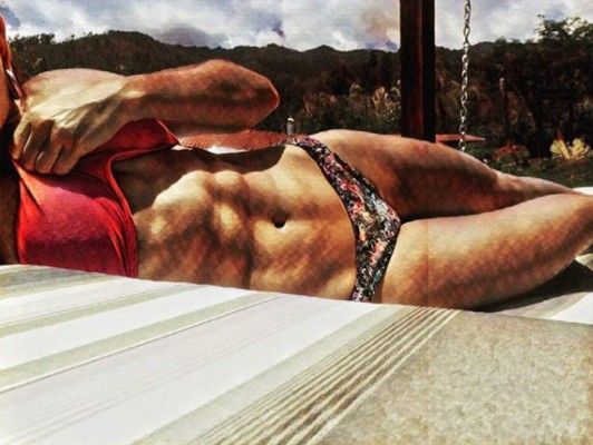 La hondureña Michelle Mejía y su increíble cambio físico para brillar en el mundo del fitness