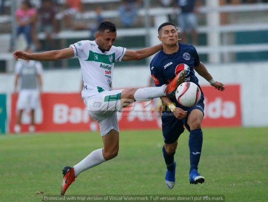 NO SE VIO: Fulminados por el calor, polémica, patadas y la bella del puerto