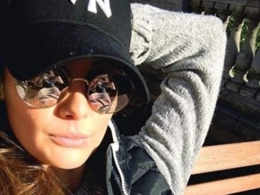 ¡Apoyo especial! La hermosa Marine Lloris, esposa del portero de la selección de Francia