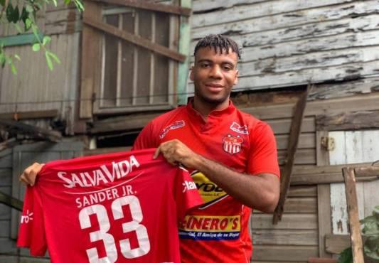 Figuras del Vida forjan su salida, Marathón anuncia bajas y Motagua en busca de su “pez” gordo en el mercado de fichajes