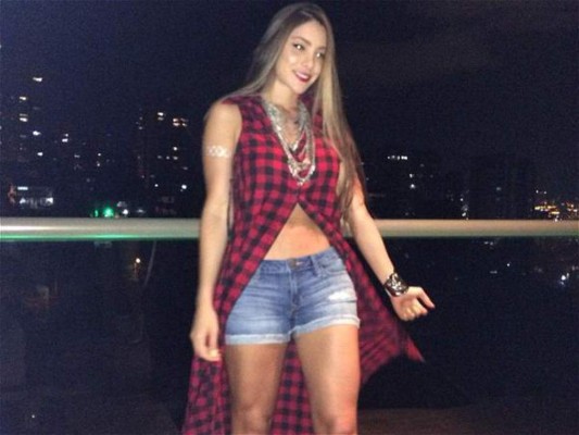 ¡QUÉ SUERTUDO! Leonel Álvarez, el técnico con la novia más bella