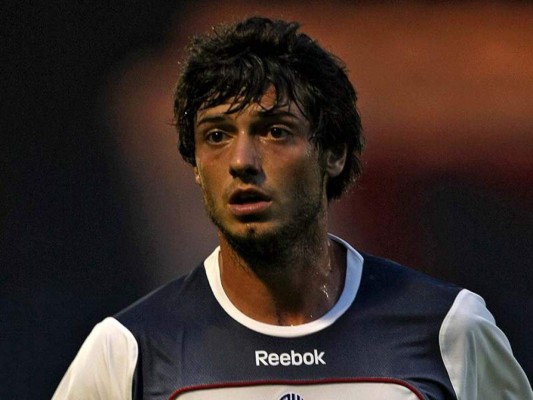 ¡Con un guatemalteco y un exMarathón! Grandes jugadores que pasaron por el Bolton inglés, club que podría desaparecer