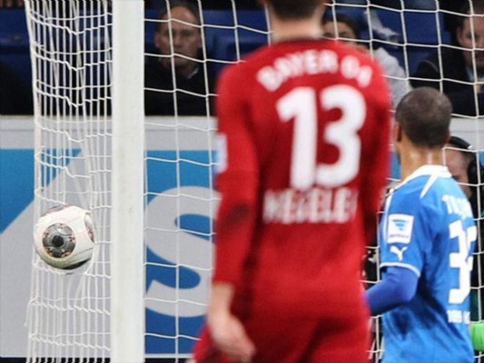 Los 10 errores arbitrales que quedarán marcados en la historia del fútbol