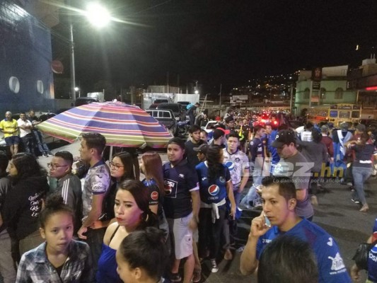 EN FOTOS: Motagüenses abarrotan el Nacional en un espectacular ambiente&nbsp;&nbsp;