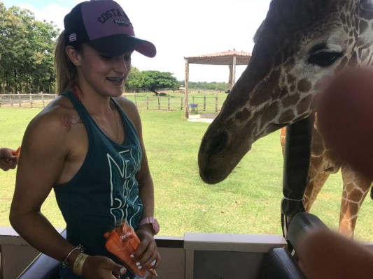 Melissa Herrera, la hermosa futbolista tica que buscará brillar en Francia