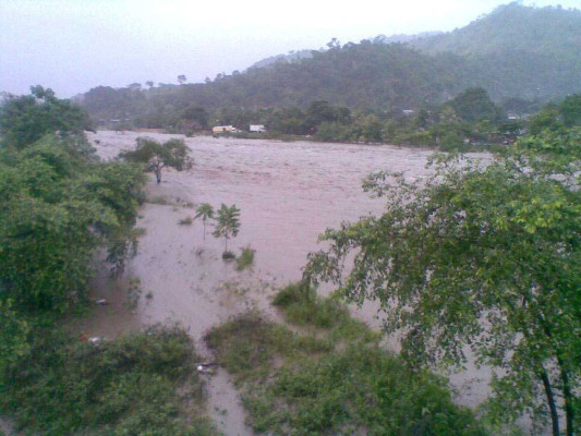 Inundaciones en zona norte de Honduras.
