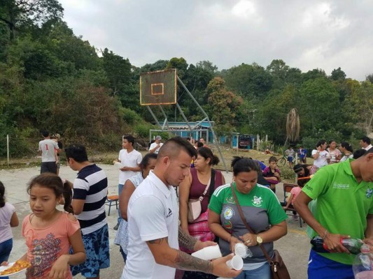 ¡Ejemplar! Olimpia y Platense realizan labor social antes de juegos de Copa Presidente