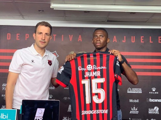 Mercado Centroamérica: Legionario regresa a El Salvador, Municipal con fichaje y catrachos son noticia en Costa Rica