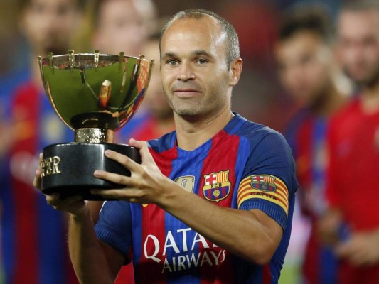 EN FOTOS: Andrés Iniesta, una vida entregada al Barcelona