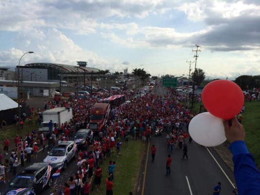Espectacular celebración de la selección de Costa Rica en San José