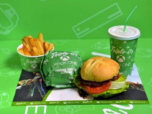 Crean una hamburguesa inspirada en el Xbox One