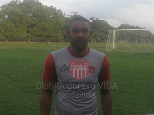 Con cinco fichajes: El 11 de gala que presentaría Vida en el torneo Clausura 2020