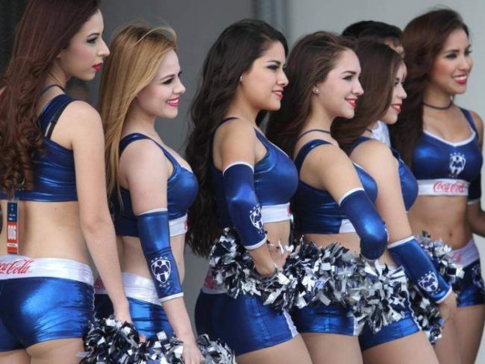 Las infartantes Rayaditas que apoyan a Alberth Elis y al Monterrey