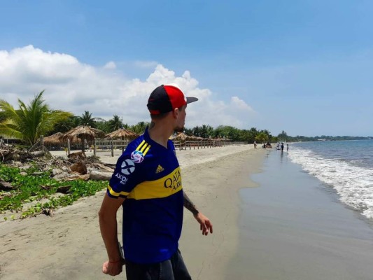 Fotos: Mathías Techera, el defensor uruguayo que se enamoró de Honduras y sus lugares turísticos