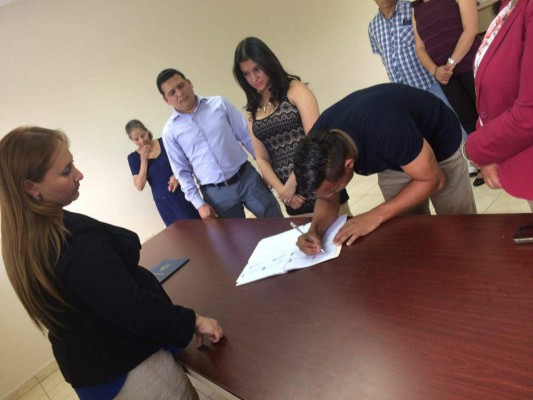 Así fue la boda del futbolista del Olimpia German Mejía con Keydi Waleska