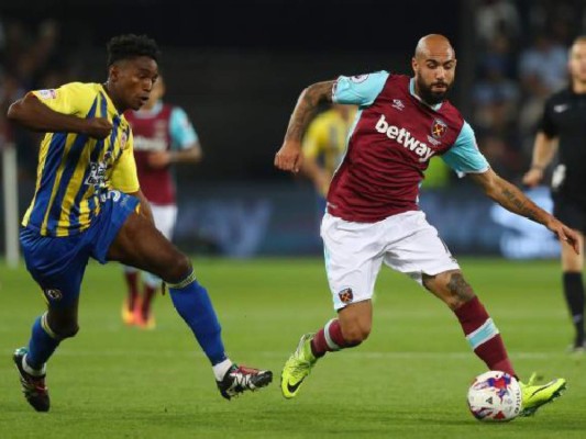 RUMORES Y FICHAJES: El Milan recluta a ex Barcelona Vidal se reúne con DT del Chelsea