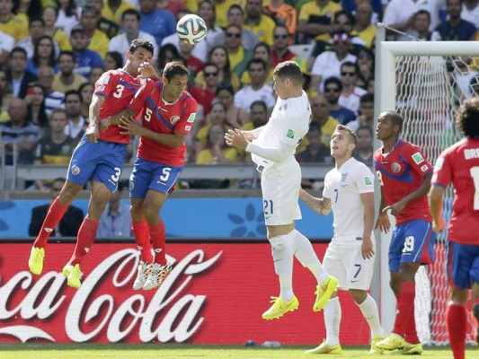 Una sorprendente Costa Rica despide a Inglaterra del mundial Brasil 2014.