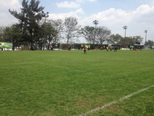 ¡De lujo! Esta es la nueva casa del hondureño Cristian Cálix en México