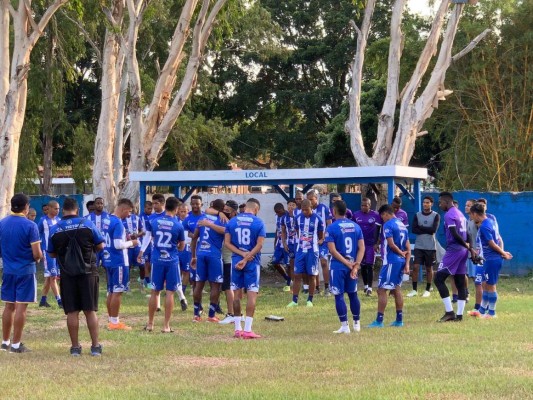 Lágrimas y tristeza: así fue el último día y despedida de 'Chato' Padilla en el Victoria