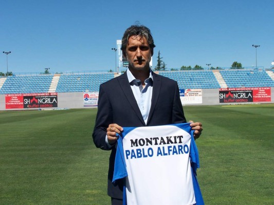 Los futbolistas con carreras universitarias