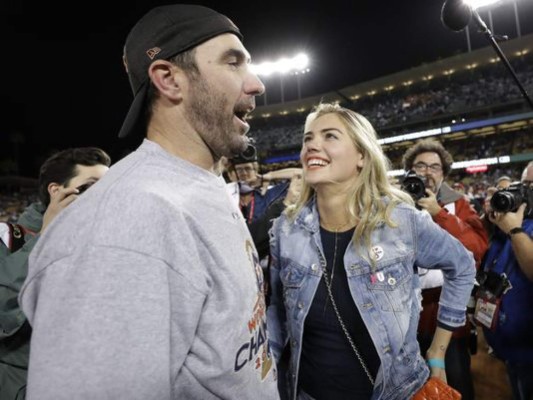 ¡Espectacular! La guapa Kate Upton celebró en grande el título de los Astros