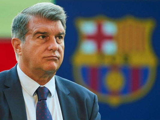 La operación salida que debe ejecutar Laporta en el Barcelona: Cinco salidas en solo 11 días