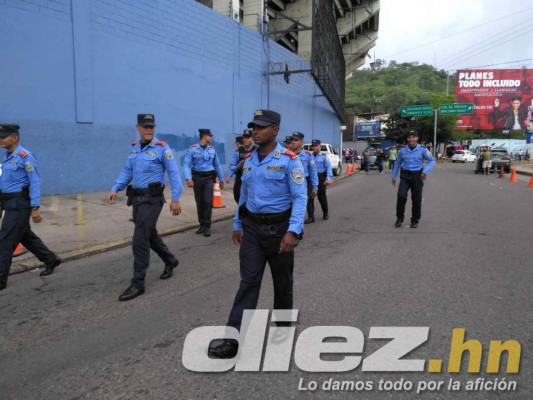 La Ultra Fiel se roba el show en el clásico Olimpia-Motagua