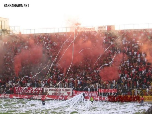 Las aficiones más apasionadas del fútbol Centroamericano