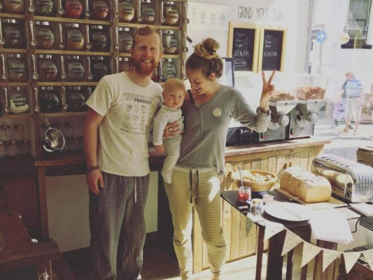 ''Entrenaba con Cristiano Ronaldo en el Manchester United y ahora vendo leche; no me cambiaría por él''