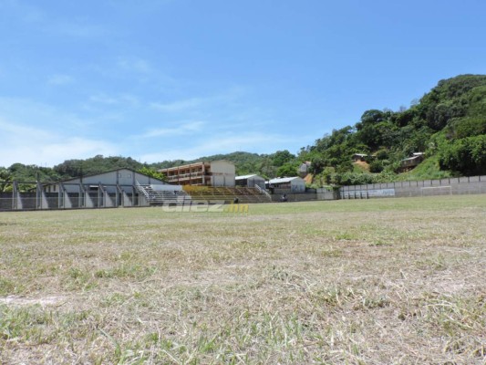 Así luce el estadio de Roatán tras los retoques para el Galaxy-Olimpia