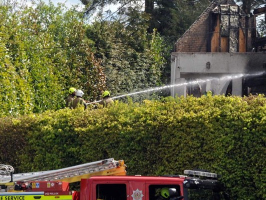 Así quedó su flota de autos: incendiaron la mansión del presidente del Celtic mientras dormía; 'estamos perturbados'