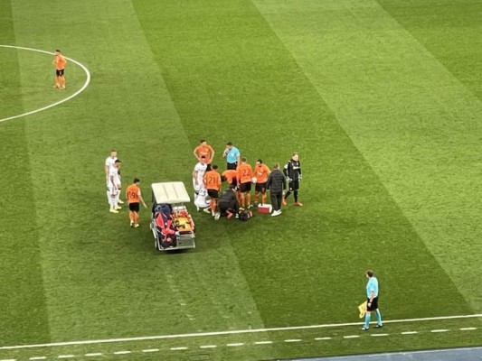 Así fue la escalofriante lesión de Lassina Traoré en la Champions; sufrimiento y lágrimas de dolor