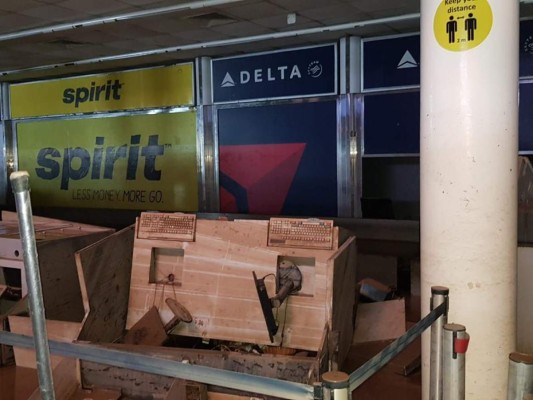 ¿Cuánto tardarán en habilitarlo? Así luce el aeropuerto de San Pedro Sula tras el paso de Eta