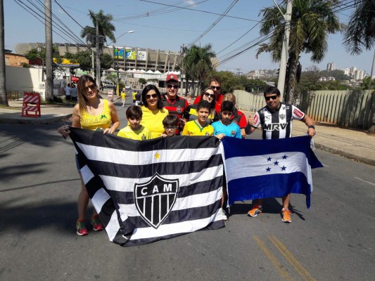 ¡Gran ambiente! Así es la fiesta que se vive en el Mineirao por el juego Honduras-Nigeria