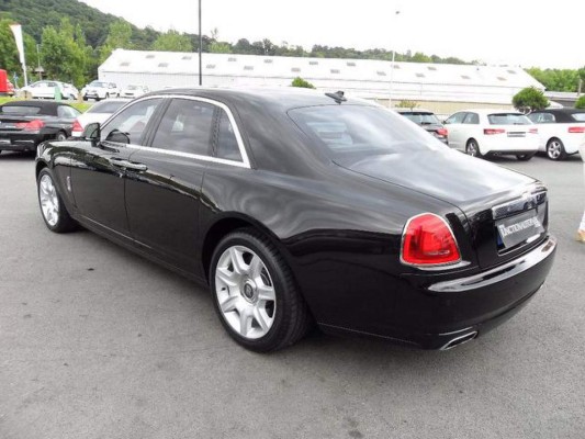 Así es el espectacular Rolls-Royce que puso a la venta Wilson Palacios