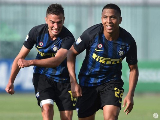 Legionarios hondureños jóvenes para el proceso rumbo a Catar 2022