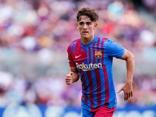 Koeman confirmó una nueva baja: El 11 del Barcelona para ganar al Atlético y evitar un desastre en la Liga Española