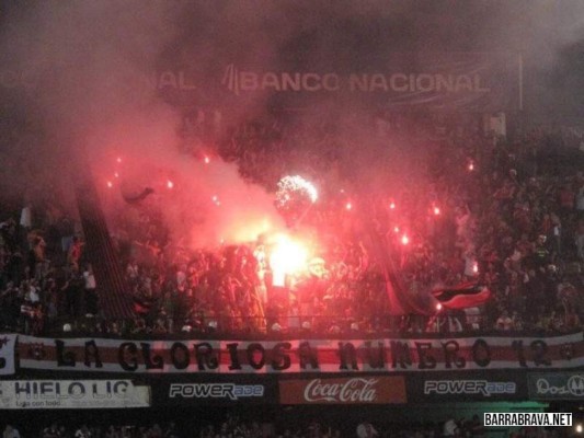 ¡Llegan a un grande! Así es Alajuelense, club al que llegará Rojas y Garrido