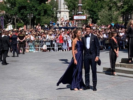 Con invitados de lujo: Las imágenes de la boda de Sergio Ramos y Pilar Rubio