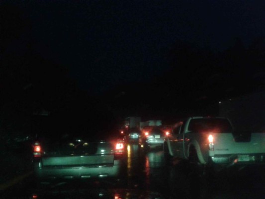 EN FOTOS: Fuerte tormenta eléctrica desata caos en San Pedro Sula