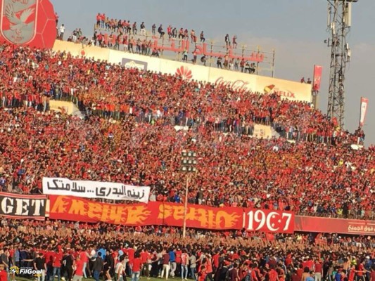 La invasión de cancha más espectacular de la historia del fútbol africano