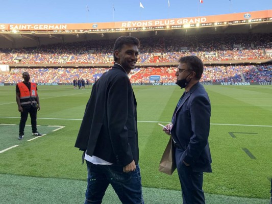 Éxtasis en París e invitado de lujo: así fue la presentación de Messi ante la afición del PSG en el Parque de los Príncipes&nbsp;&nbsp;